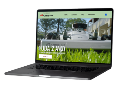 Rasenrobotershop Mockup des von Benny's Grafikstudio erstellten Onlineshops für den Rasen Roboter Shop, entwickelt von Ihrer Onlineshop Agentur in der Ortenau.